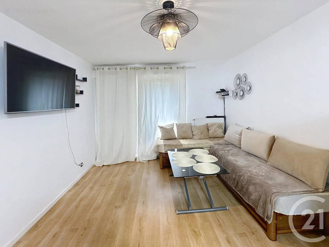 Appartement à DAMMARIE-LES-LYS