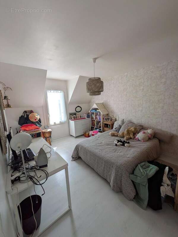 Maison 103 m² à Tourlaville  - photo 7