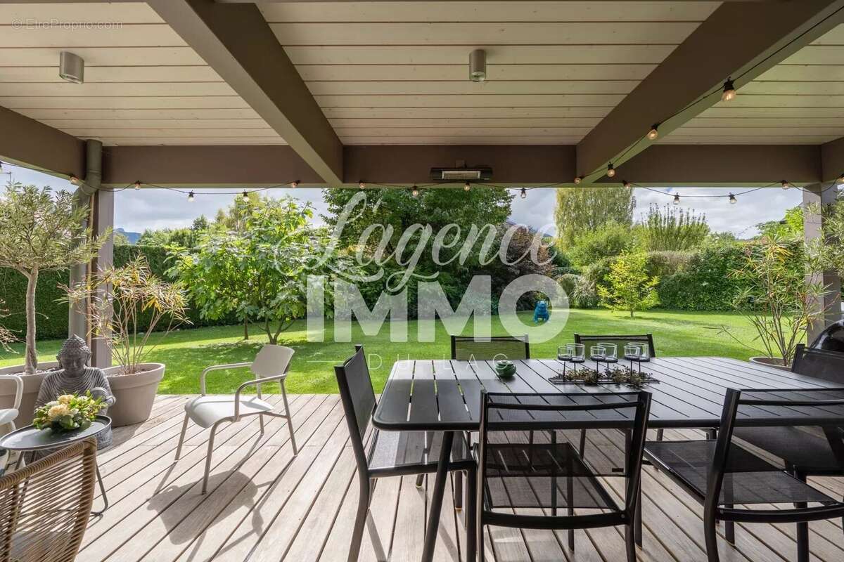 Maison à SAINT-JORIOZ