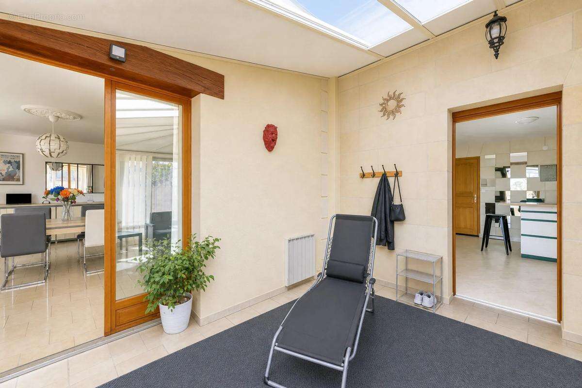 Maison de 9 pièces de 204 m² à Bourgueil - photo 14