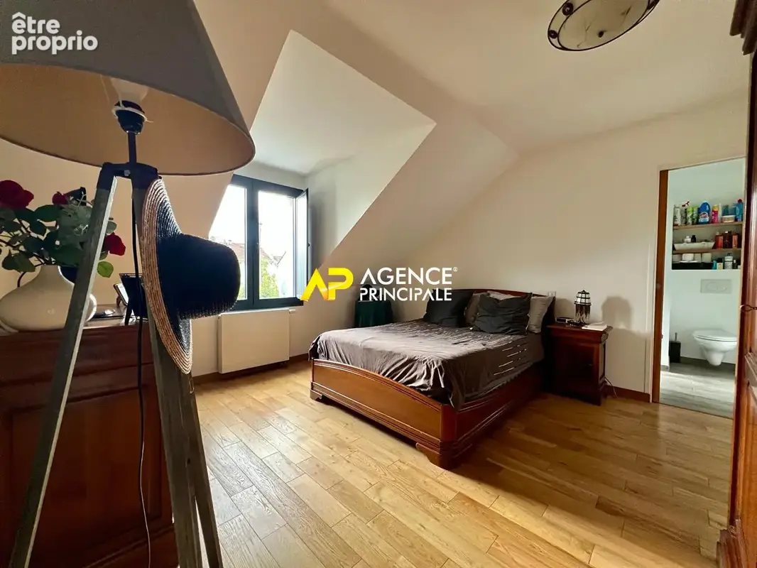 Sartrouville - Les Richebourgs - Maison 6 pièces 112 m2 - photo 7
