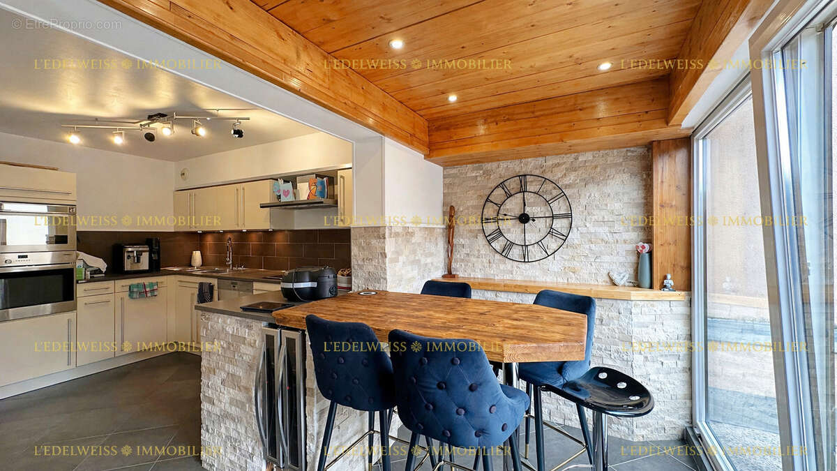 Appartement à SAINT-PIERRE-EN-FAUCIGNY