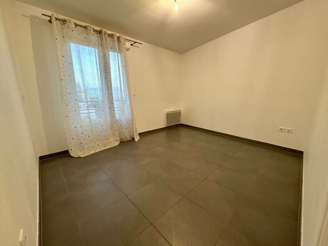 Appartement à ROSNY-SOUS-BOIS