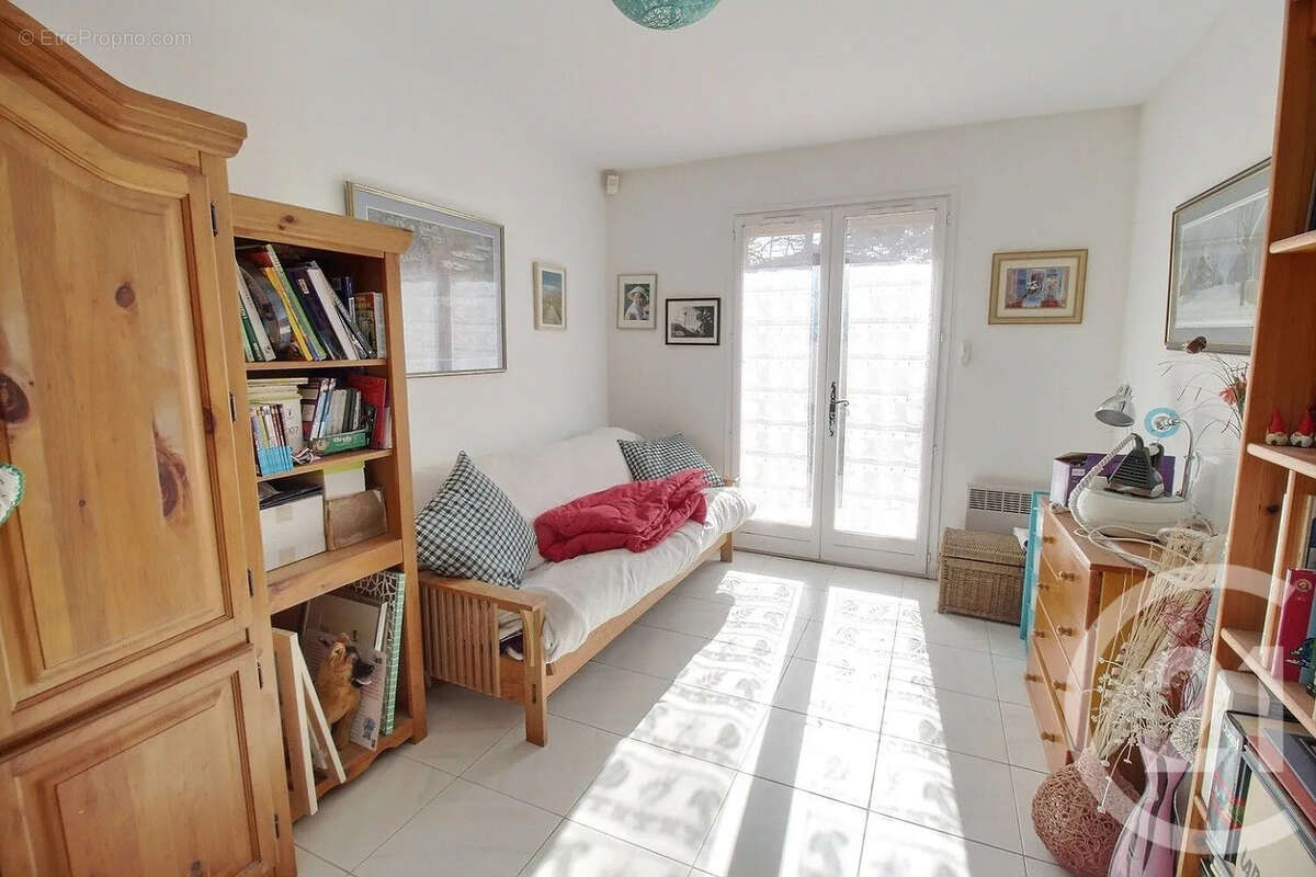 Maison à VALBONNE