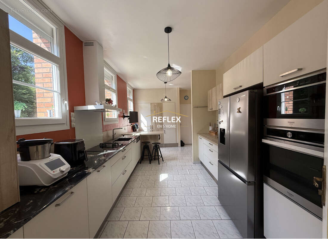 Maison à HANGEST-SUR-SOMME