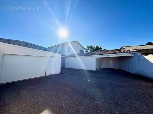 Maison à MOURS-SAINT-EUSEBE