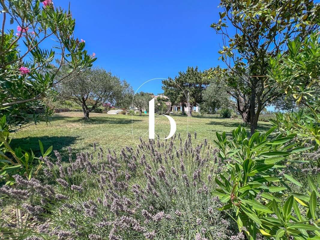 Maison 206 m² à Saint-Alexandre  - photo 30