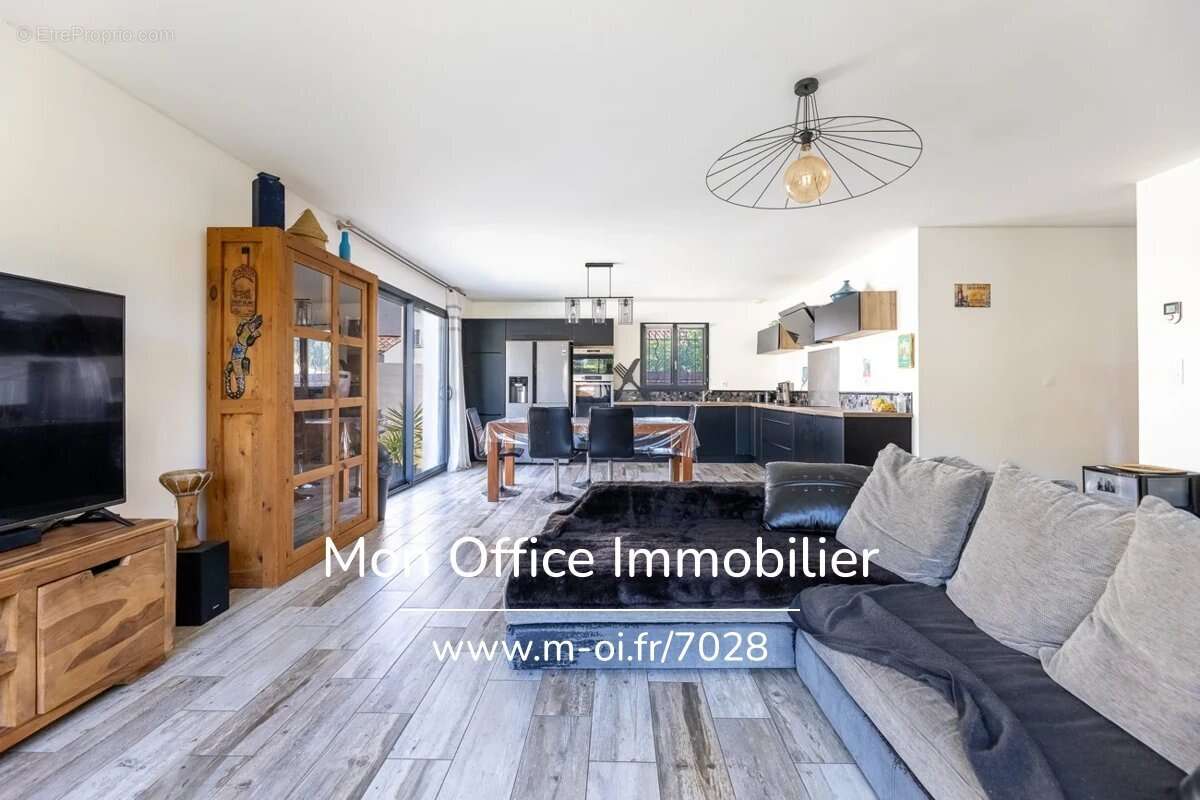 Maison à LAMANON
