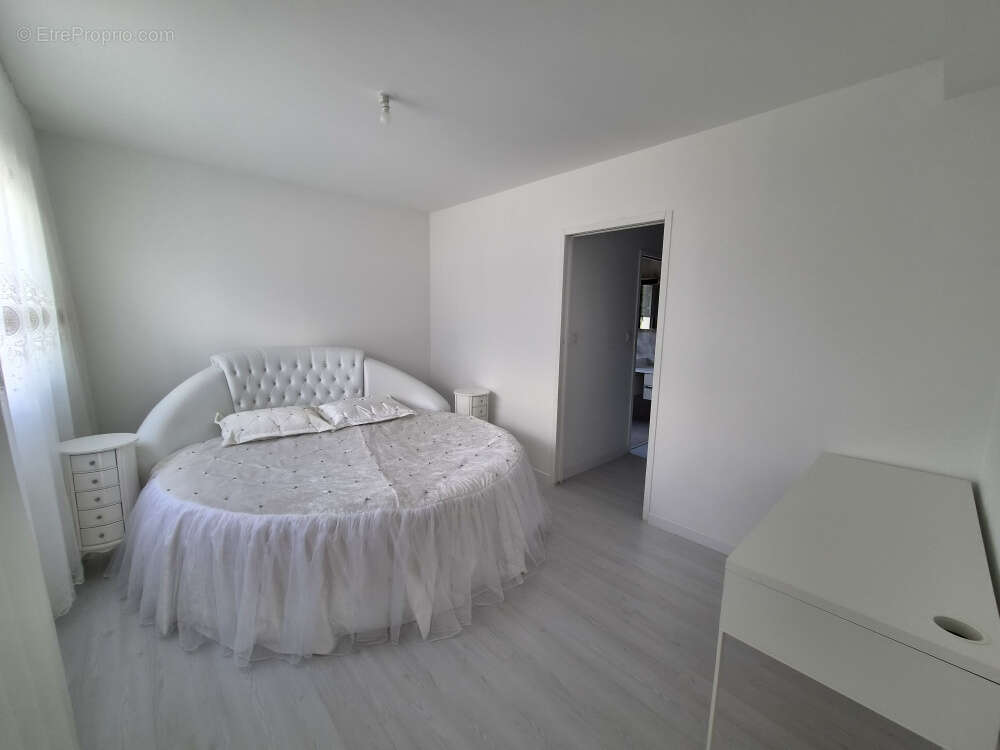 Maison moderne de 173 m2 habitables - photo 11