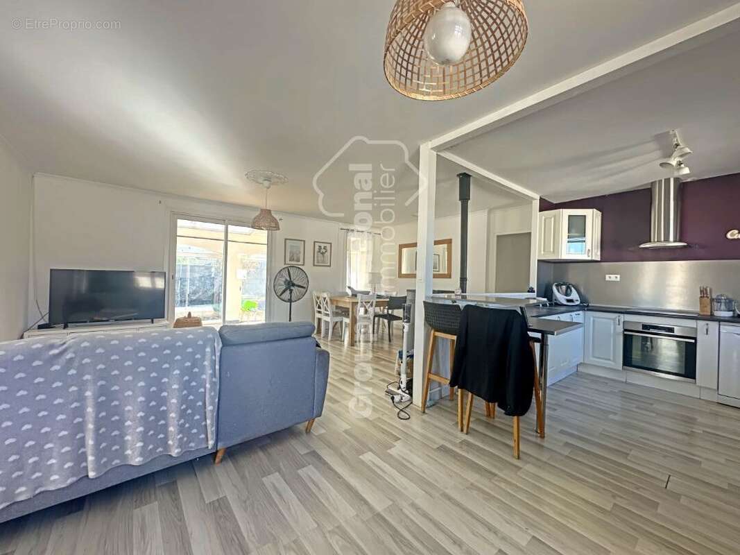 Maison à SAINT-JUST