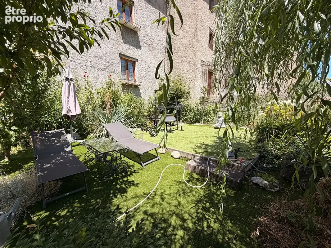 Maison à CHAUDES-AIGUES