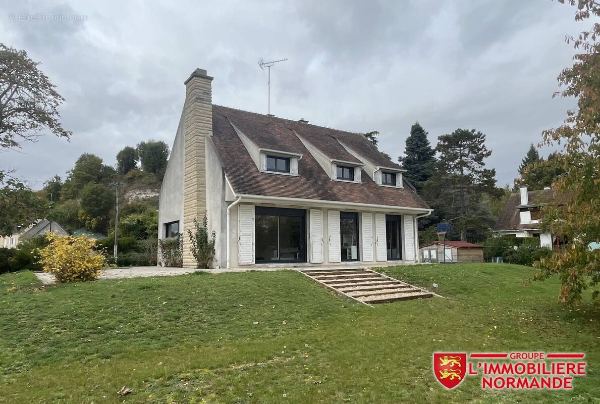 Maison à PACY-SUR-EURE