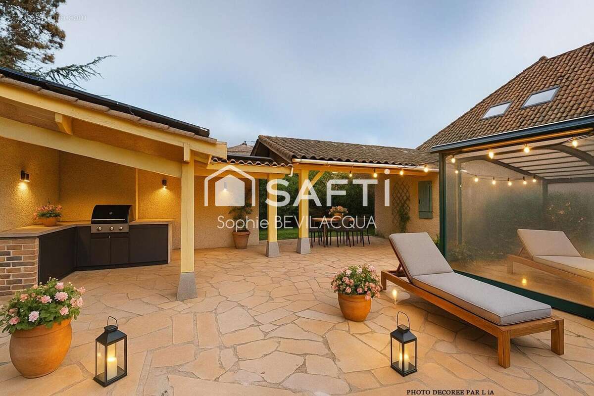 Photo 2 - Maison à FONTAINES-SAINT-MARTIN