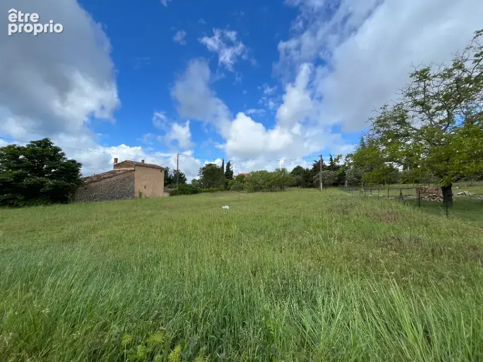 Terrain à REGUSSE