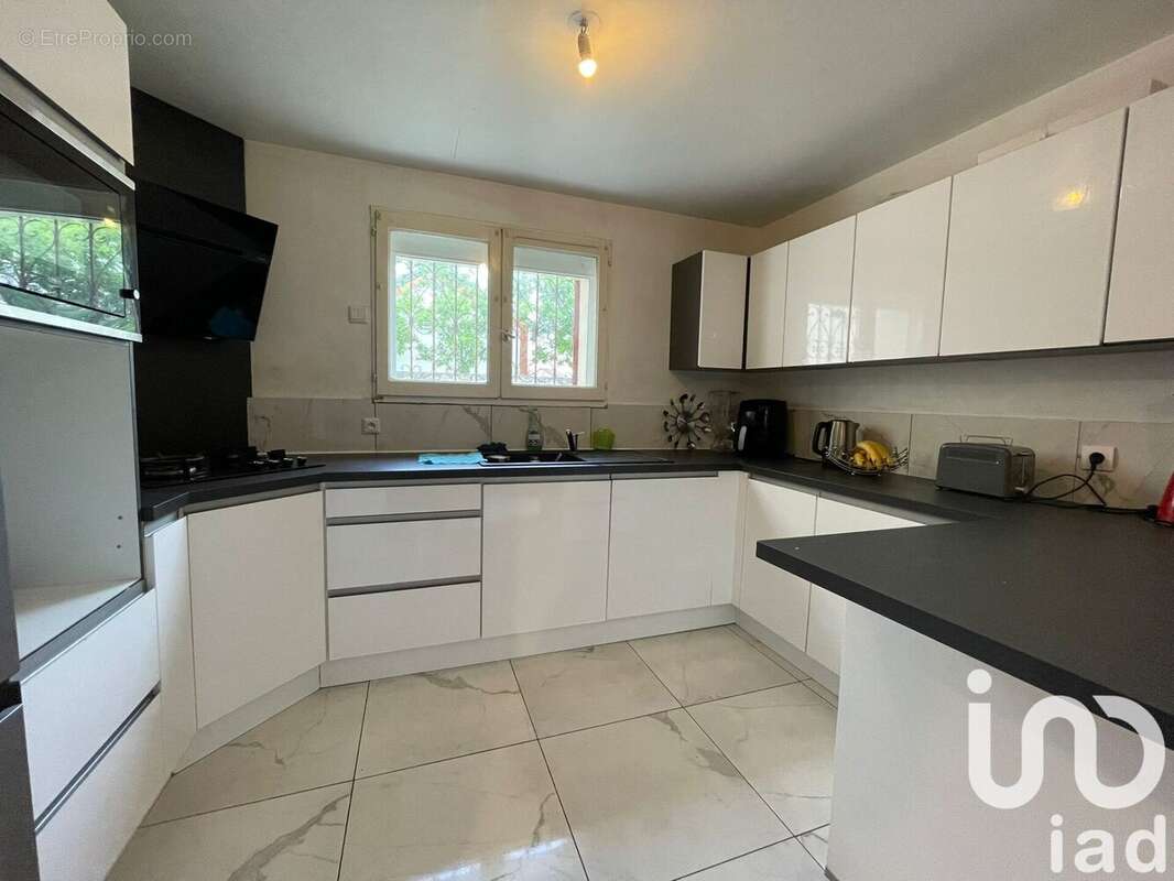 Photo 6 - Maison à SAVIGNY-LE-TEMPLE