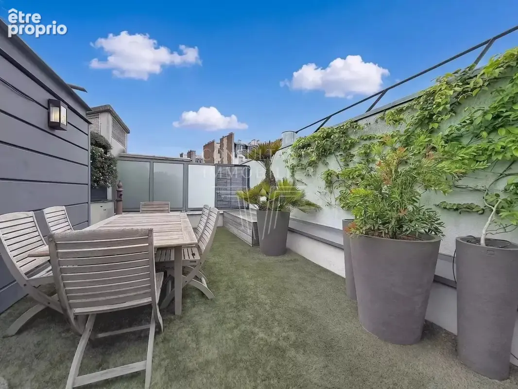 Dernier étage : 80 m² deux chambres/63 m² de terrasses - photo 13
