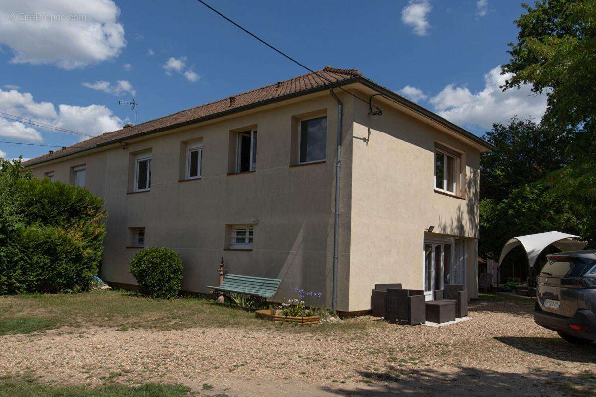 Maison à LES MUREAUX