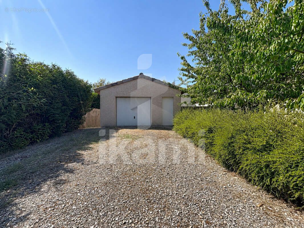 Une maison familiale aux portes de Lyon et de Valence - photo 15