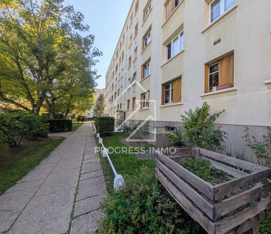Appartement à CHAMPIGNY-SUR-MARNE