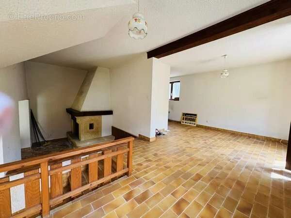 Maison à VALBONNAIS