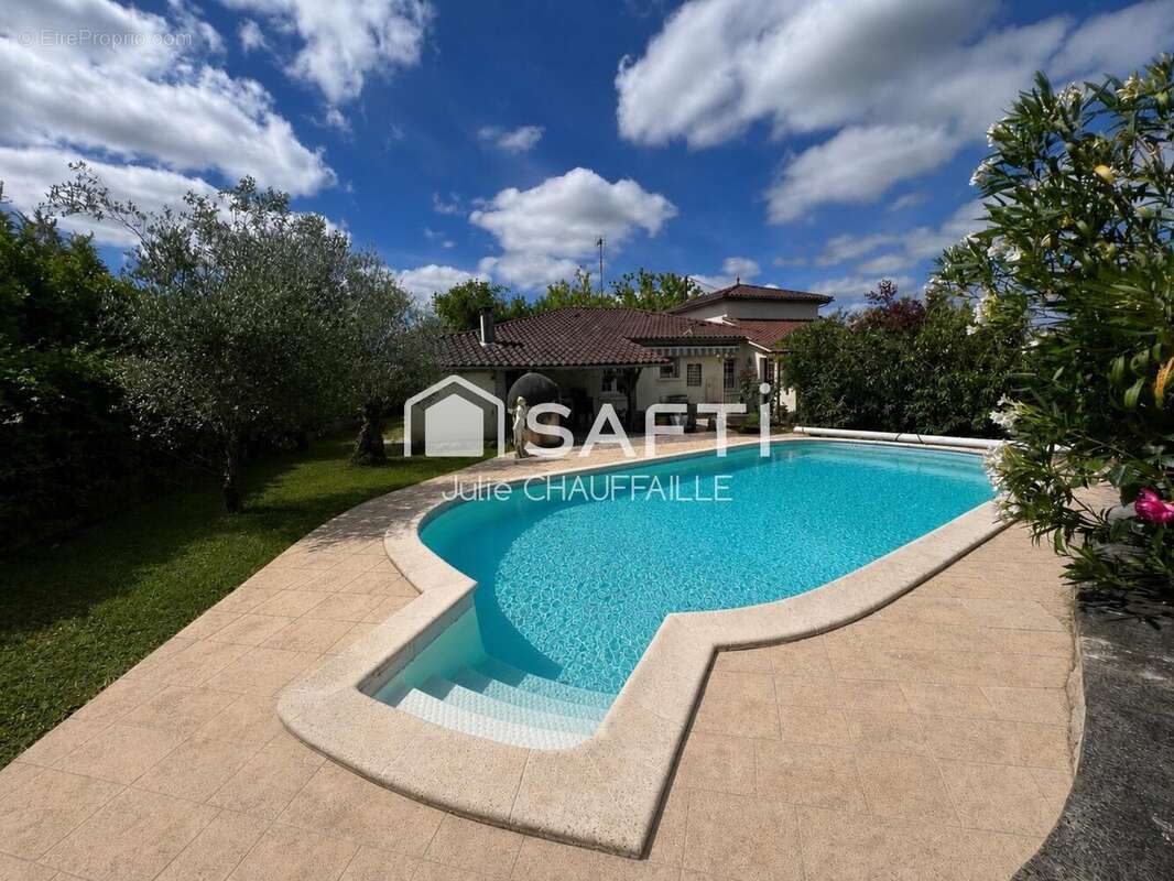 Photo 2 - Maison à VIRAZEIL
