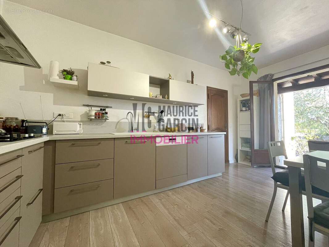 Maison à JONQUERETTES