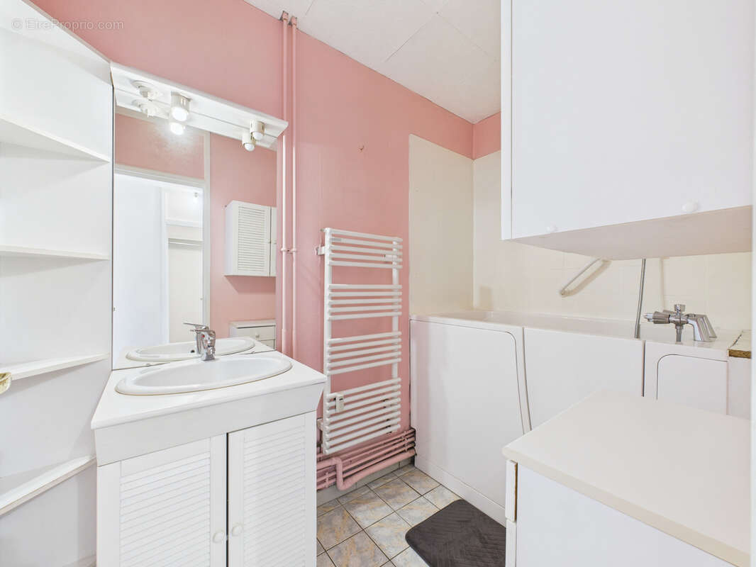 Appartement à SAINT-ETIENNE