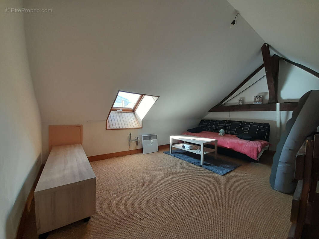 Appartement à AUNEAU