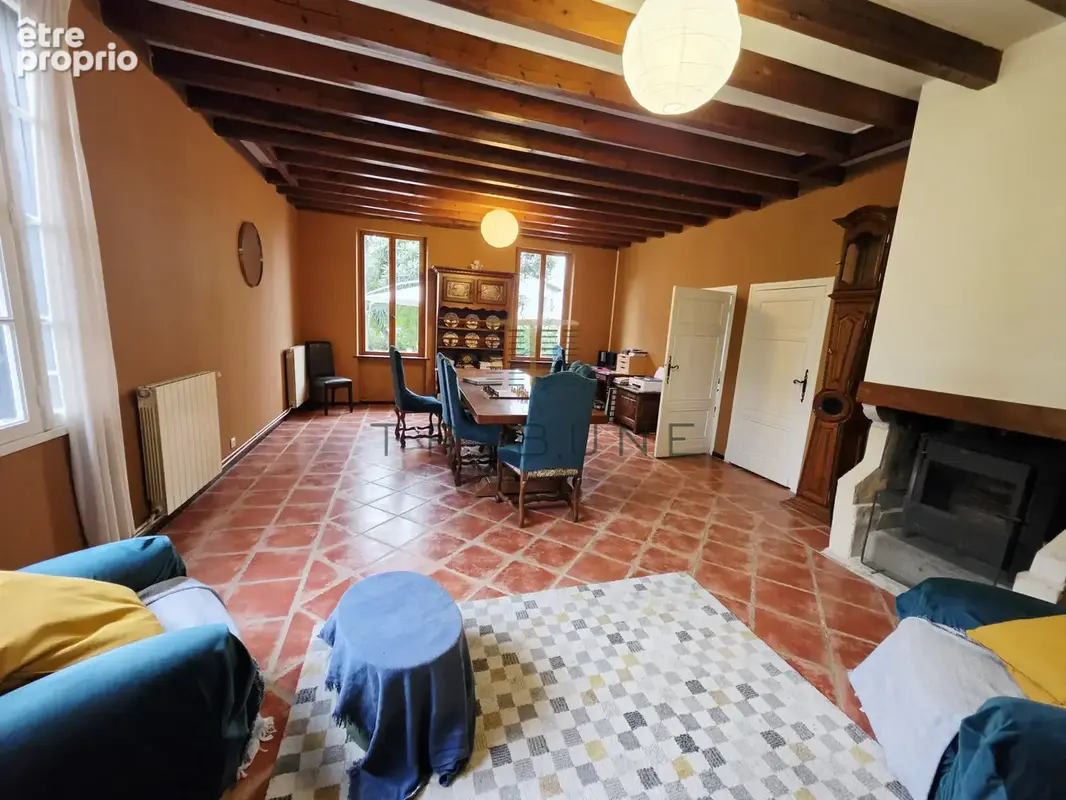 Boé centre ville, maison en pierres de 280m2 avec garage et jardin - photo 4
