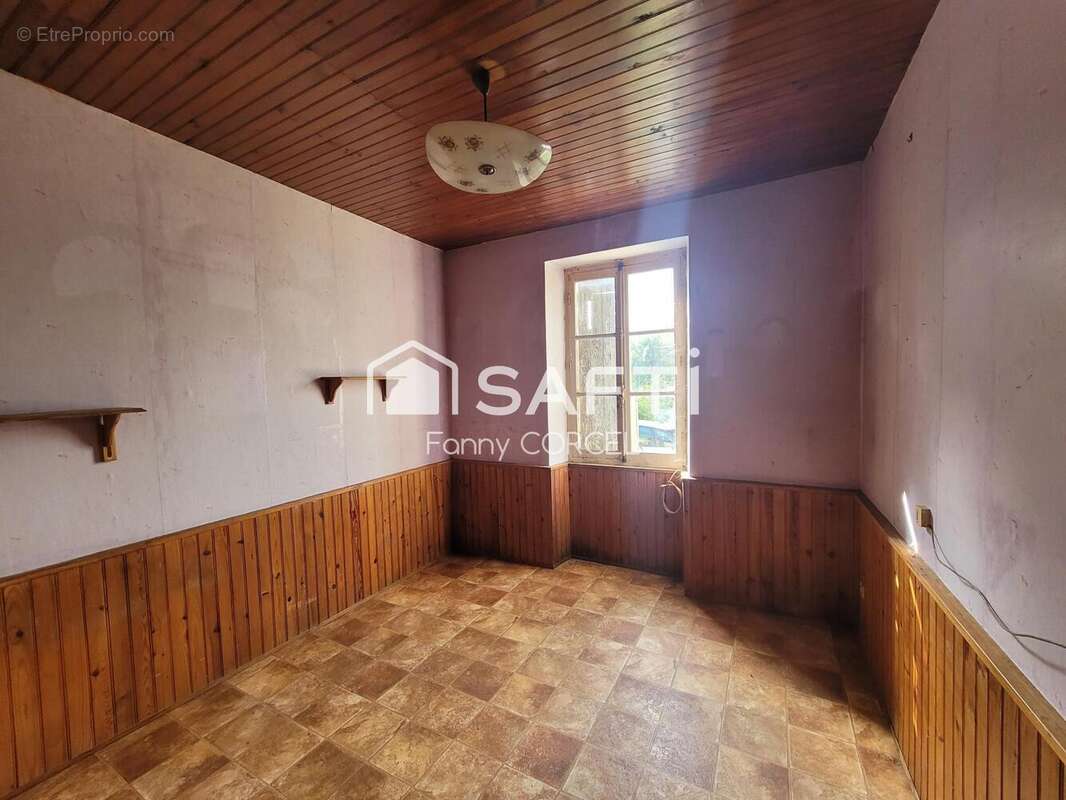 Photo 5 - Maison à SAINTE-COLOMBE-SUR-SEINE