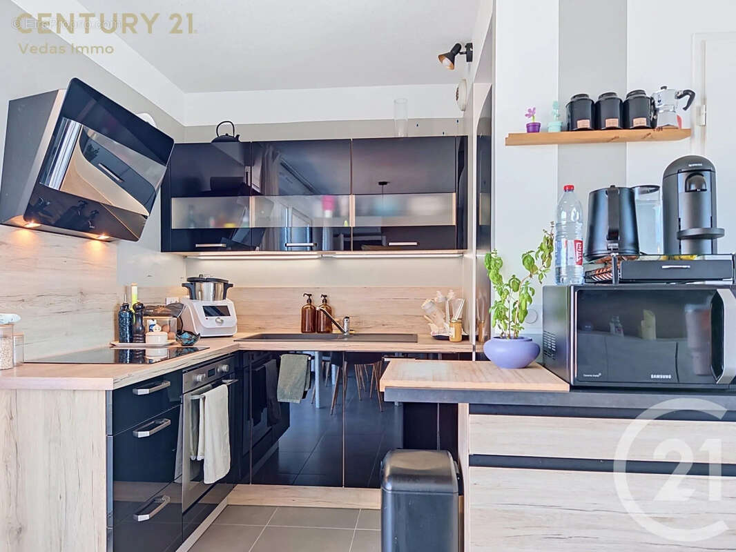 Appartement à SAINT-JEAN-DE-VEDAS