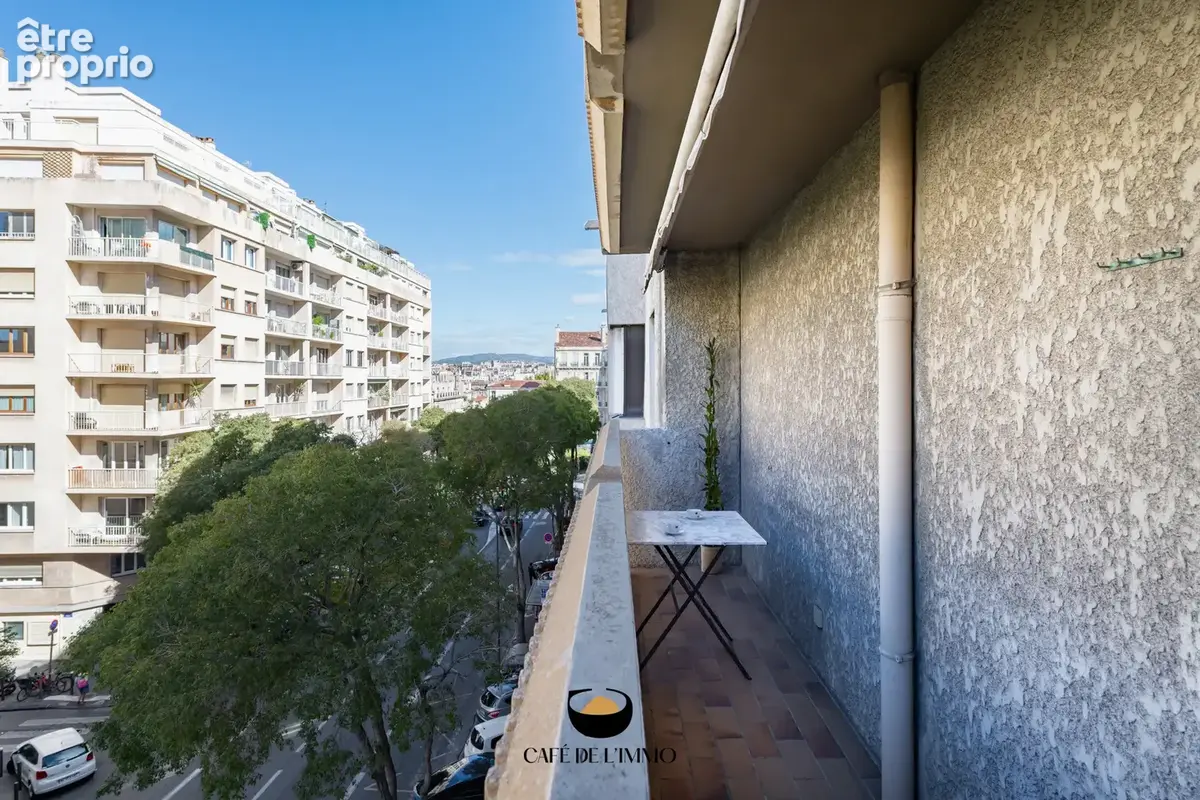 Un balcon près du Vieux-Port - photo 3