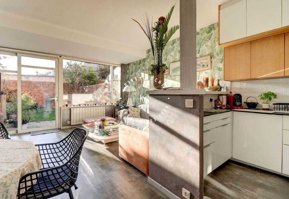 Appartement à IVRY-SUR-SEINE