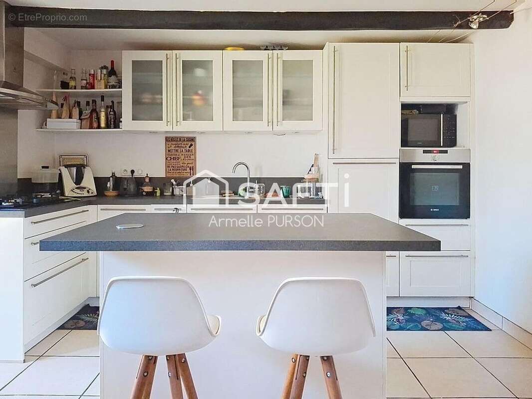 Maison 466 m² à Plomodiern  - photo 4