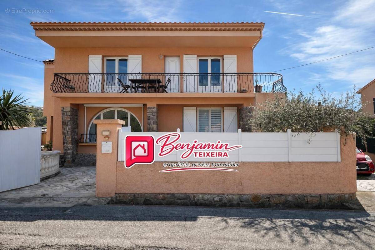 Maison à SAINT-RAPHAEL