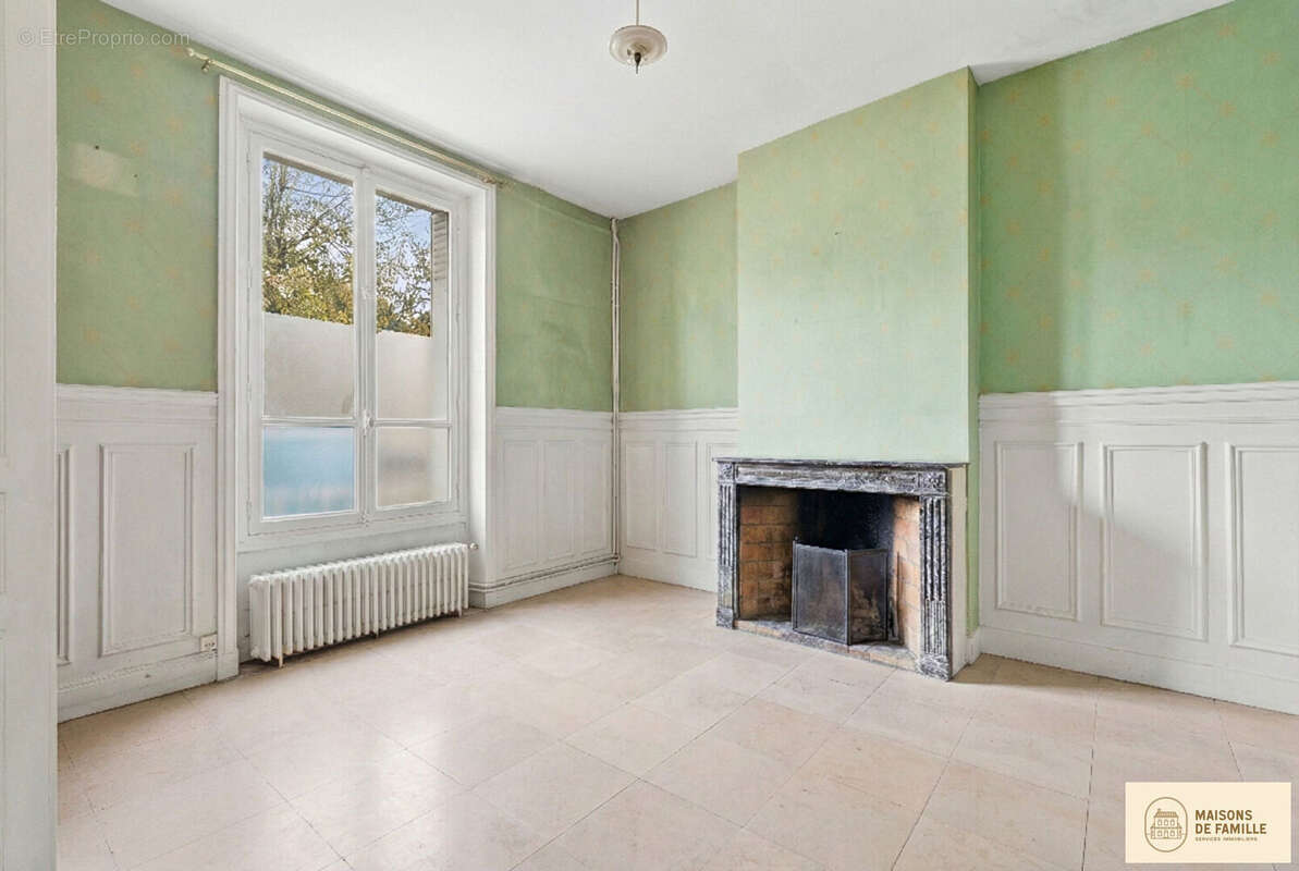 Maison à BOUGIVAL