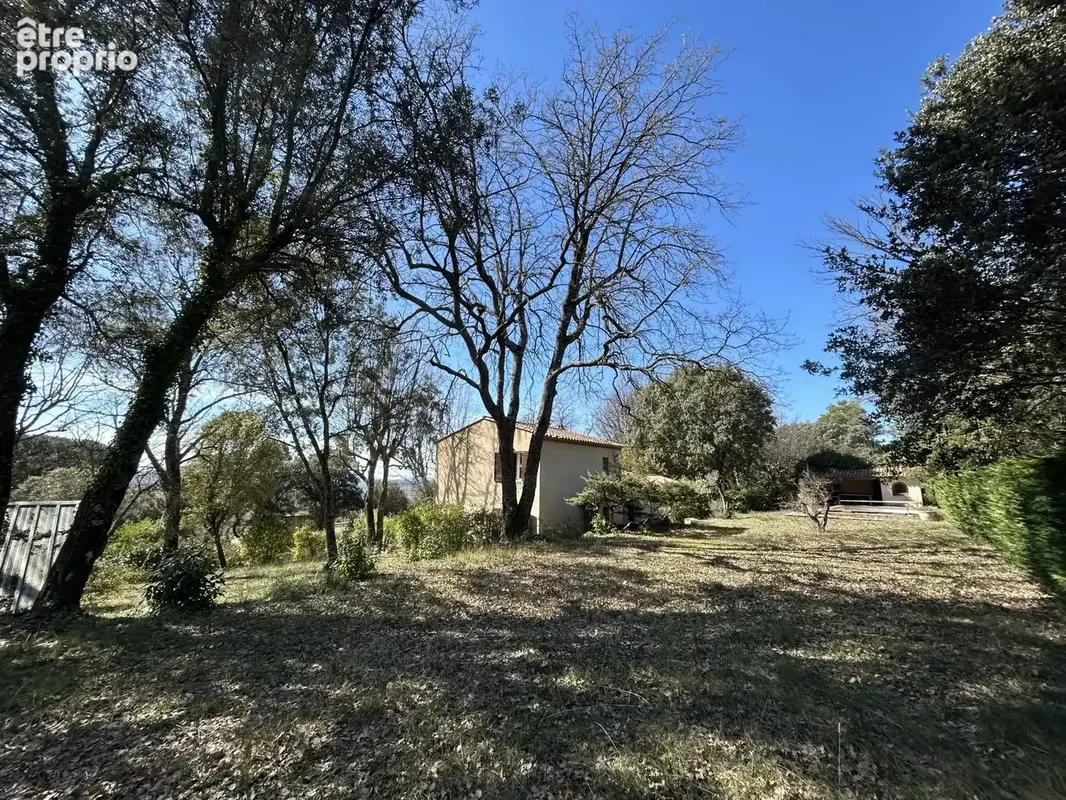 Maison 5 pièces 150 m² à vendre à La Tour-D'aigues (84240) - photo 9