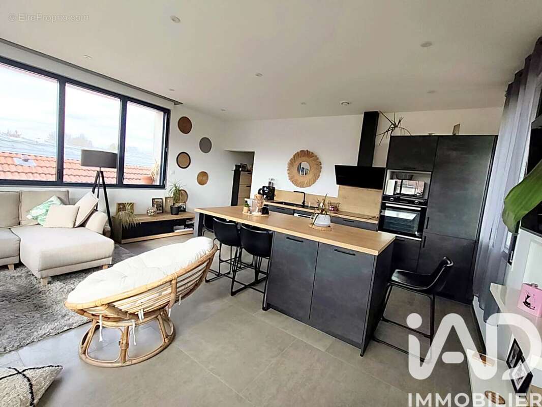 Photo 6 - Commerce à SAINT-ANDRE-LES-VERGERS