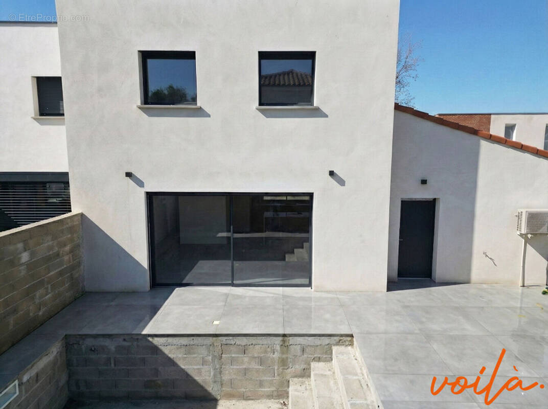 Maison à ROQUETTES