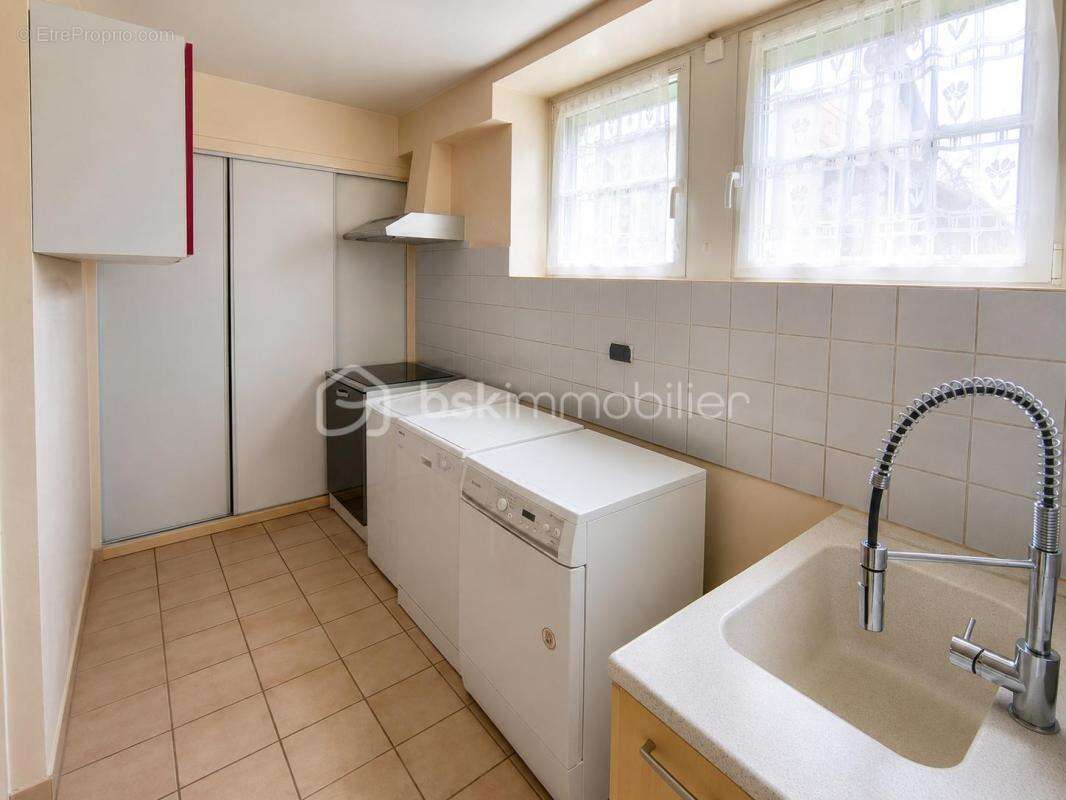 Maison en pierre 150m², 4 chambres, Jardin, 2 logements possibles - photo 8