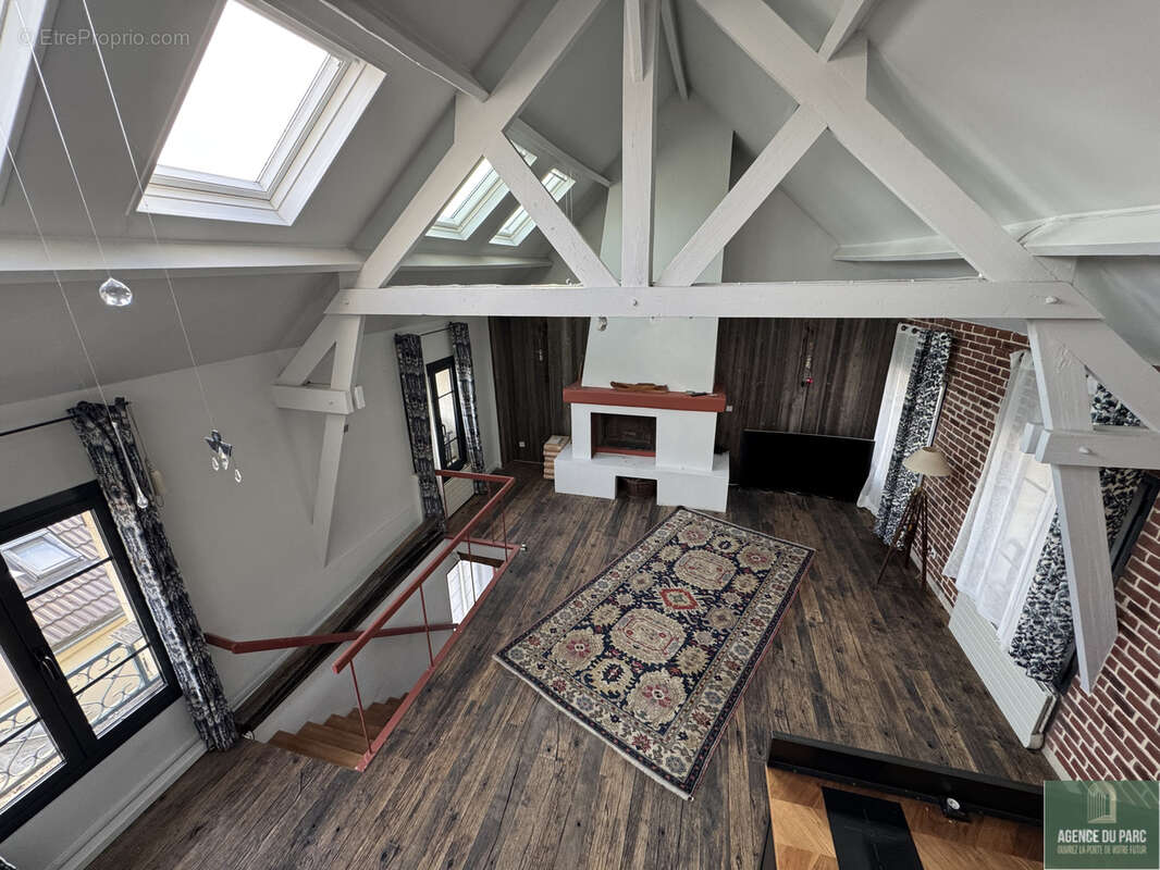 Appartement à VILLE-D'AVRAY