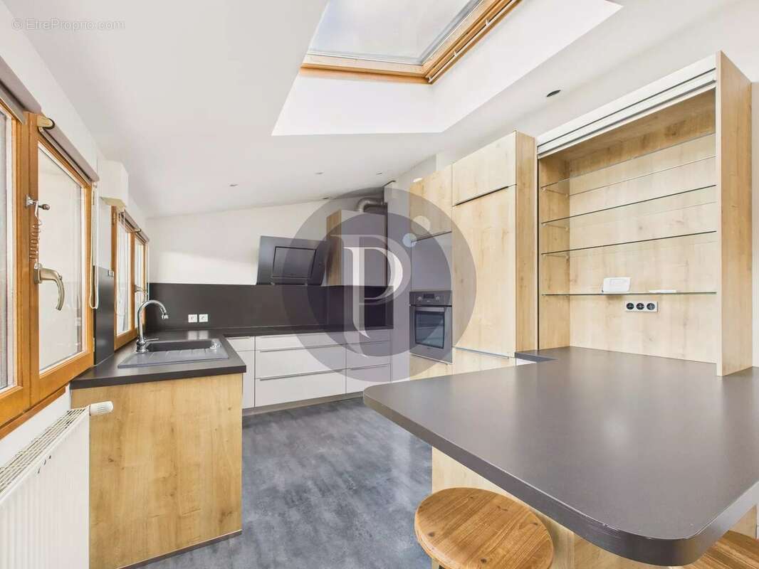 Appartement à LE PLESSIS-ROBINSON