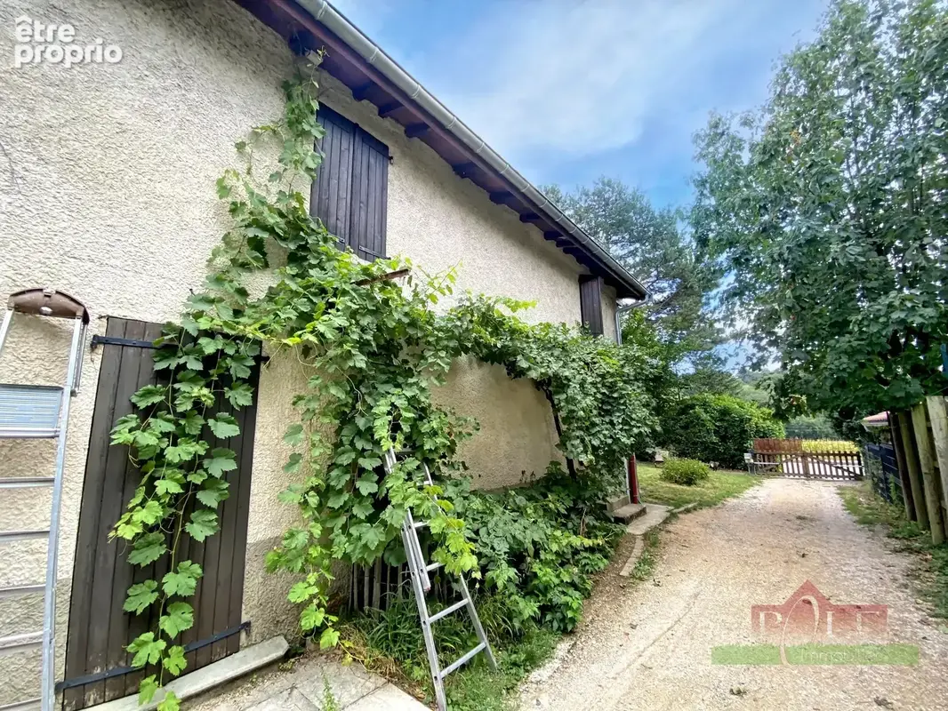 Maison ancienne avec dependance, 900 m2 de terrain - photo 10