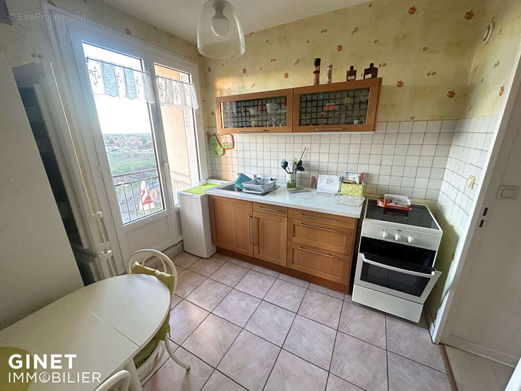 Appartement à RIORGES