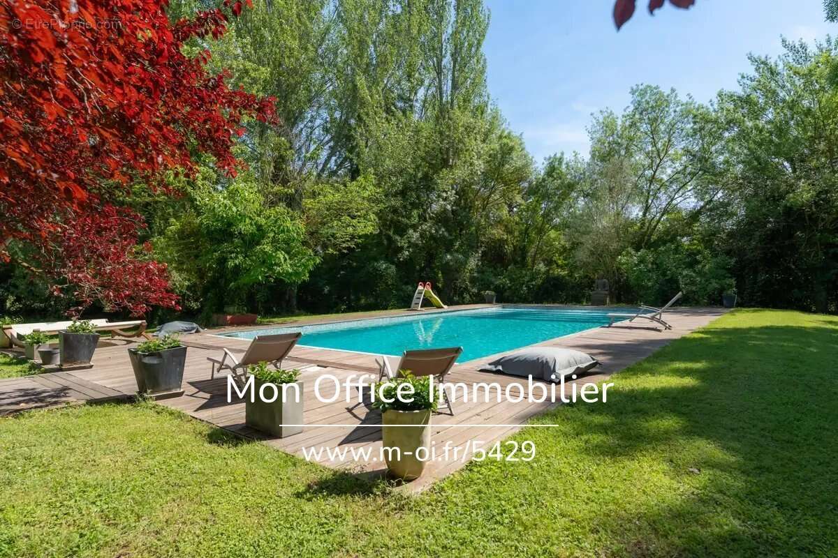 Maison à BOUC-BEL-AIR
