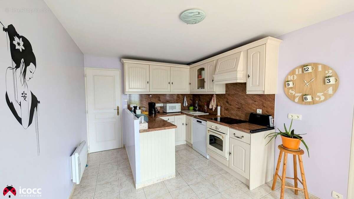 Maison à CHAMPAGNE-LES-MARAIS