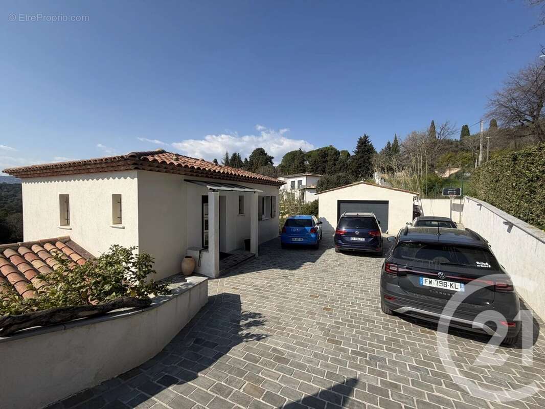 Maison à MOUANS-SARTOUX