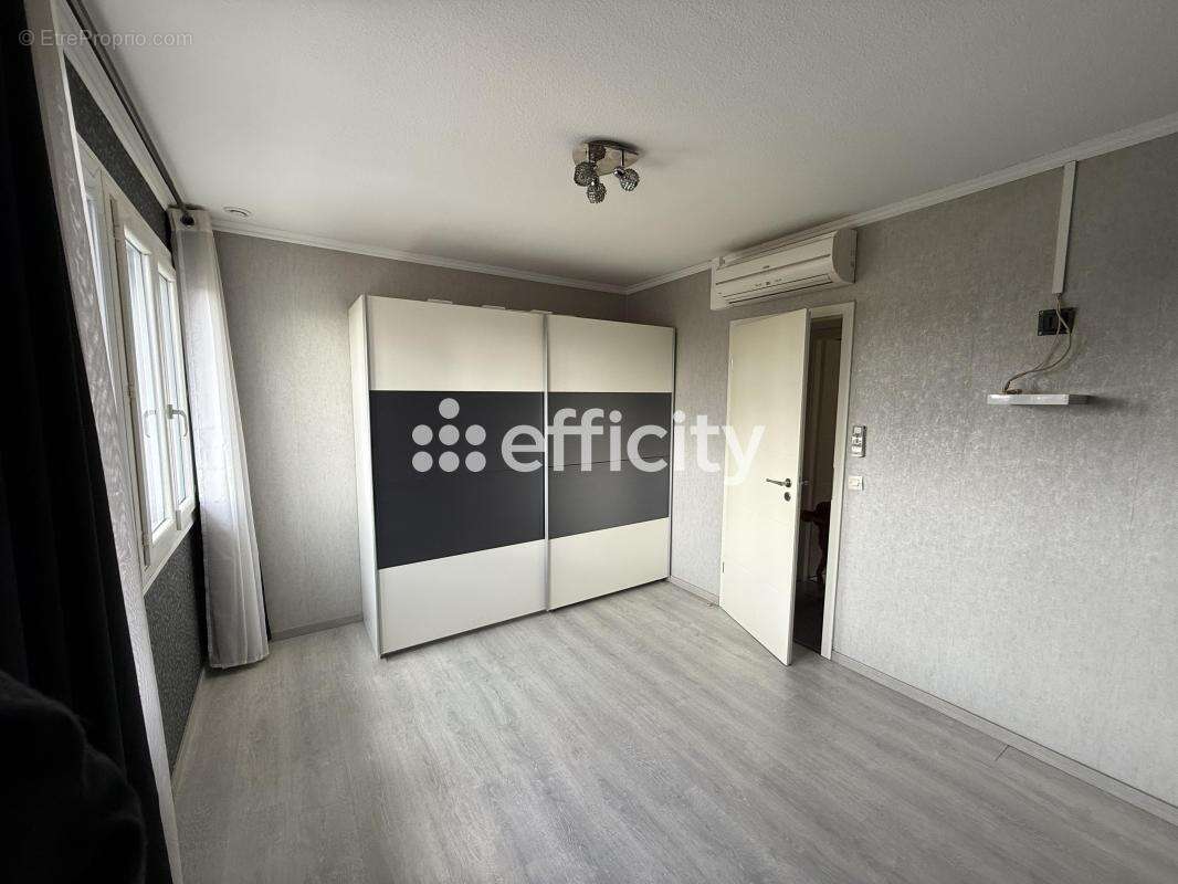 Maison à LEXY