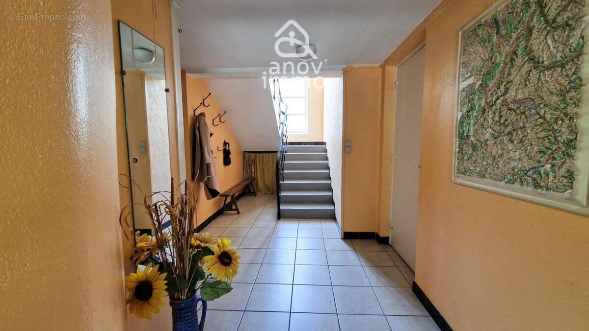 Maison familiale 7 pièces - Garage - Véranda - Piscine - photo 5
