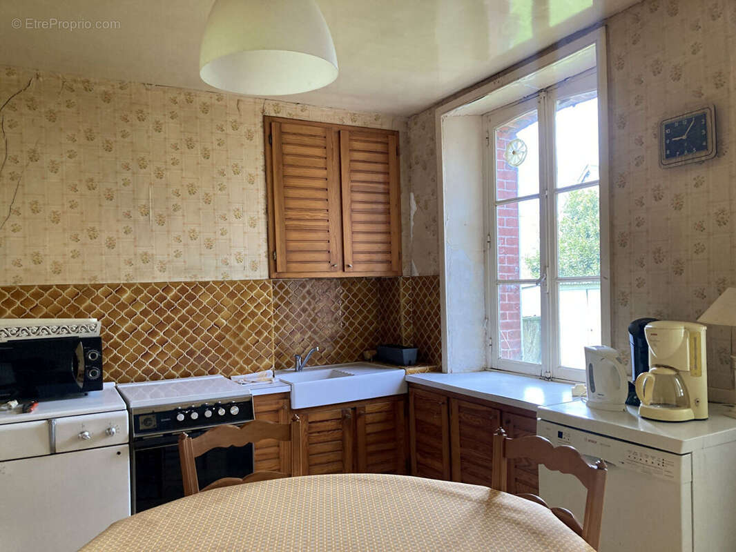 Maison à SAINT-PIERRE-DU-REGARD